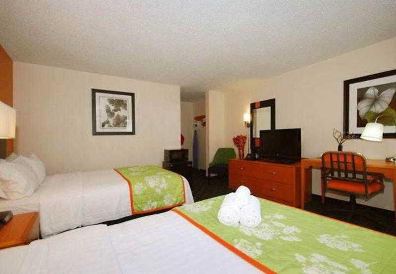 Fairfield Inn Boston Dedham Extérieur photo