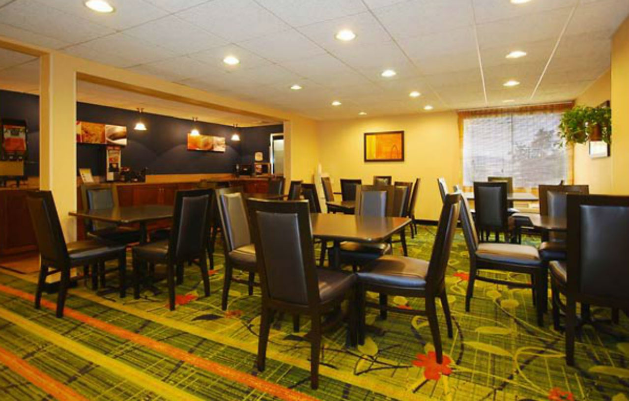 Fairfield Inn Boston Dedham Extérieur photo